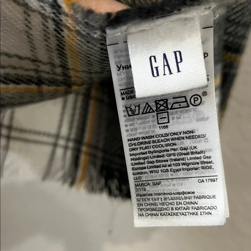 GAP mens black